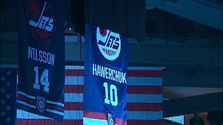 Dale Hawerchuk honored for HFC month