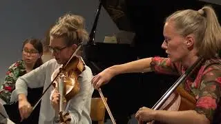 Martin Jaggi &ndash; plod on for piano quartet (2007) &ndash; Mondrian Ensemble