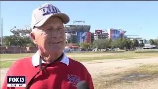 NFL's 91-year-old 'Sodfather' has no plans to leave the field