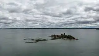Thousand island St Lawrence River on the Canadian side - DJI Mini Pro 4