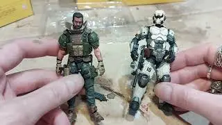 JOYTOY UNBOXING GREGSON DARK SOURCE . TOYS IN THE HOOD REVIEWS