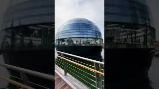 Sunday afternoon @TheMarinaBaySands #ytshorts #sg #mbs #apple #store