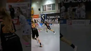 These moves 🥶🥶 #salmingfloorball