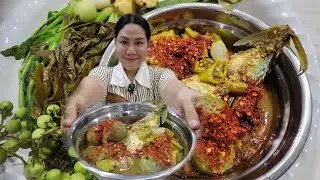 เป็นเมนูที่ช่วงนี้ทำกินทุกวันคือน้ำพริกน้ำปลาร้าต้มปลาทูนึ่ง