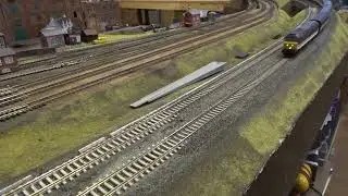 B.M.Rly.S: The BACHMANN is, Class 47 INTERCITY No.47828, was running on OO Gauge Layout. (V3)