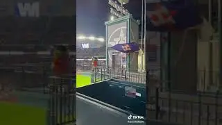 Orbit Fails To Fly The Flag Of Texas With The Astros Logo Flag! ⚾⚾⚾👽👽👽
