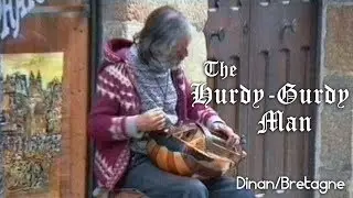 The Hurdy-Gurdy-Man in Dinan/France 1993 - Drehleier-Spieler Frankreich