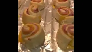 How to Make Ham and Cheese Croissant Rolls in 19 Seconds with 1 Hand.