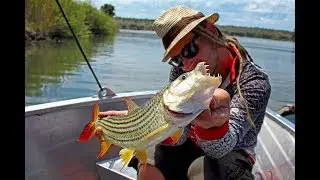 Tigerfisch angeln am Okavango in Namibia - Tiger Fish Attacks - Jumping in Slow Motion