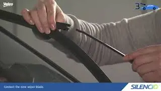 Valeo Silencio&trade; Wiper Blade 'How to Fit' guide N&deg;3 - Gen2D Bayonet arm type