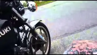 Probefahrt mit einer Beiwagen Maschine Suzuki . War sehr lustig ;)