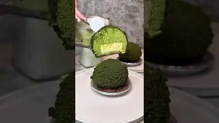 Have you tried this heavenly Matcha Mousse Cake? 🍵💚 #shorts #foodshorts #foodasmr #satisfying