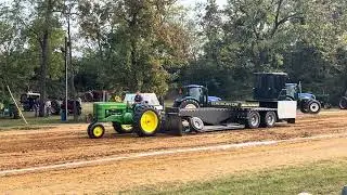 1950 John Deere A tractor pulling 5500lb Antique Two Top Ruritan