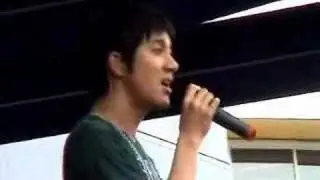 Leehom Performs: Amazing Voice & Ad-libs
