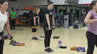 Ноги с гарниром из плеч от Кейт Фридрих. Тренировка в прямом эфире