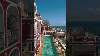 Indulge in a world of unmatched luxury at Le Sirenuse. 🎥: @robertosalomonephotojournalist #Positano