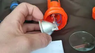 Latarka która poswieci dłużej 🤔😃