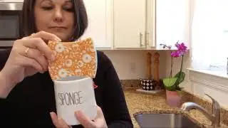 Chic and Functional: The Farmhouse-Inspired Sponge Holder Compatible with Rae Dunn