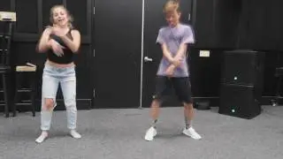 JACOB SARTORIUS AND BABY ARIEL DANCING JUJU ON THAT BEAT