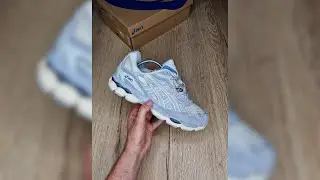 ASICS Gel NYC Ivory Mid Grey 1203A372-600