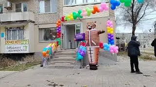 В доме по адресу проезд Воробьёва, дом 7 открылся торговый объект, реализующий продукцию из кожи...