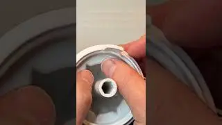 Ремонт сломанного пластика (и укрепление) с помощью суперклея Flex.