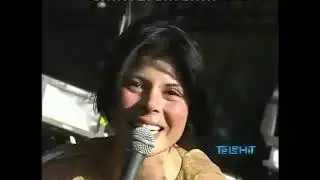 Ely Guerra-Ojos Claros  Labios Rosas_Vive Latino 2010 Telehit