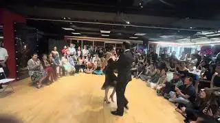Gianpiero y Lorena 2025, Milonga, Hong Kong, 3/4