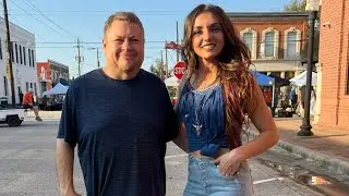 Pecan Harvest Festival 2025 In Downtown Historic Richmond / Payton Howie Performs