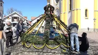 Osterbrunnen in Oberstaufen