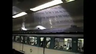 Paris: More from the Metro, June 2003