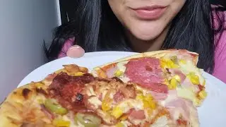 ASMR comiendo Pizza