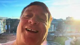 California Expat: Poor Mr. Potato Head aka Crybaby John has to wait for his Taxi during the holiday 