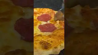 Making Quick & Easy Home-Oven Pizza (but Quickly)