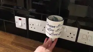 Dream it live it love it plug in warmer