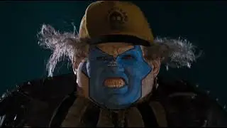 Spawn (1997): Spawn chasing Clown