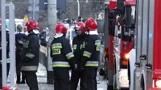 [Full HD] Pożar na ul. Pomorskiej we Wrocławiu! W akcji 6 zastępów PSP, 4 ZRM oraz policja!