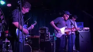 The Shouldn&rsquo;ts - a rock n roll band from Thunder Bay