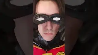 Tim Drake Robin Cosplay
