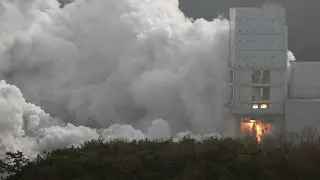 KSLV-II first stage hot-fire test