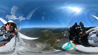 360 Guadarrama - Buitres y planeador a la izquierda