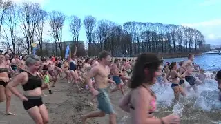 Nieuwjaarsduik Sloterplas Amsterdam 2024