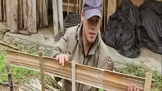 Uncle Thanh Buys Chickens for Linh Dan | Little Girl Builds Chicken Coop and Studies Hard😔😞