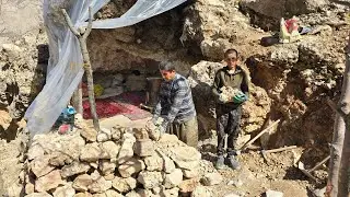 🏔️ Жизнь в пещере в горах | Восстановление пещеры и строительство каменного убежища для выживания 🪨