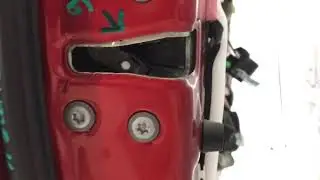 Замок двери перед лев Toyota Prius prime 16- 69040-47110