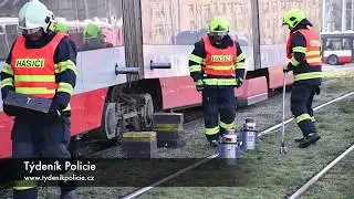 TRAMVAJI V PRAZE UPADLO ZA JÍZDY KOLO