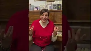La Maestra Chiara ci spiega la “lingua parlata e la lingua cantata”