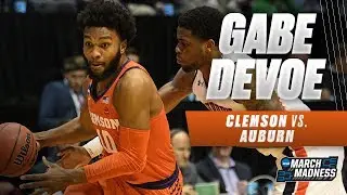 Clemson's Gabe Devoe scores a game-high 22 points as the Tigers advance to the Sweet 16
