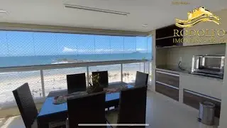 Frente total Praia das Pitangueiras com vista de 