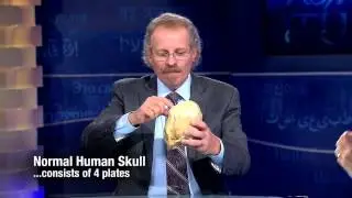 Karin Magnusson, Robert Laul, Lena Mellin och Ois&iacute;n Cantwell med de senaste snackisarna